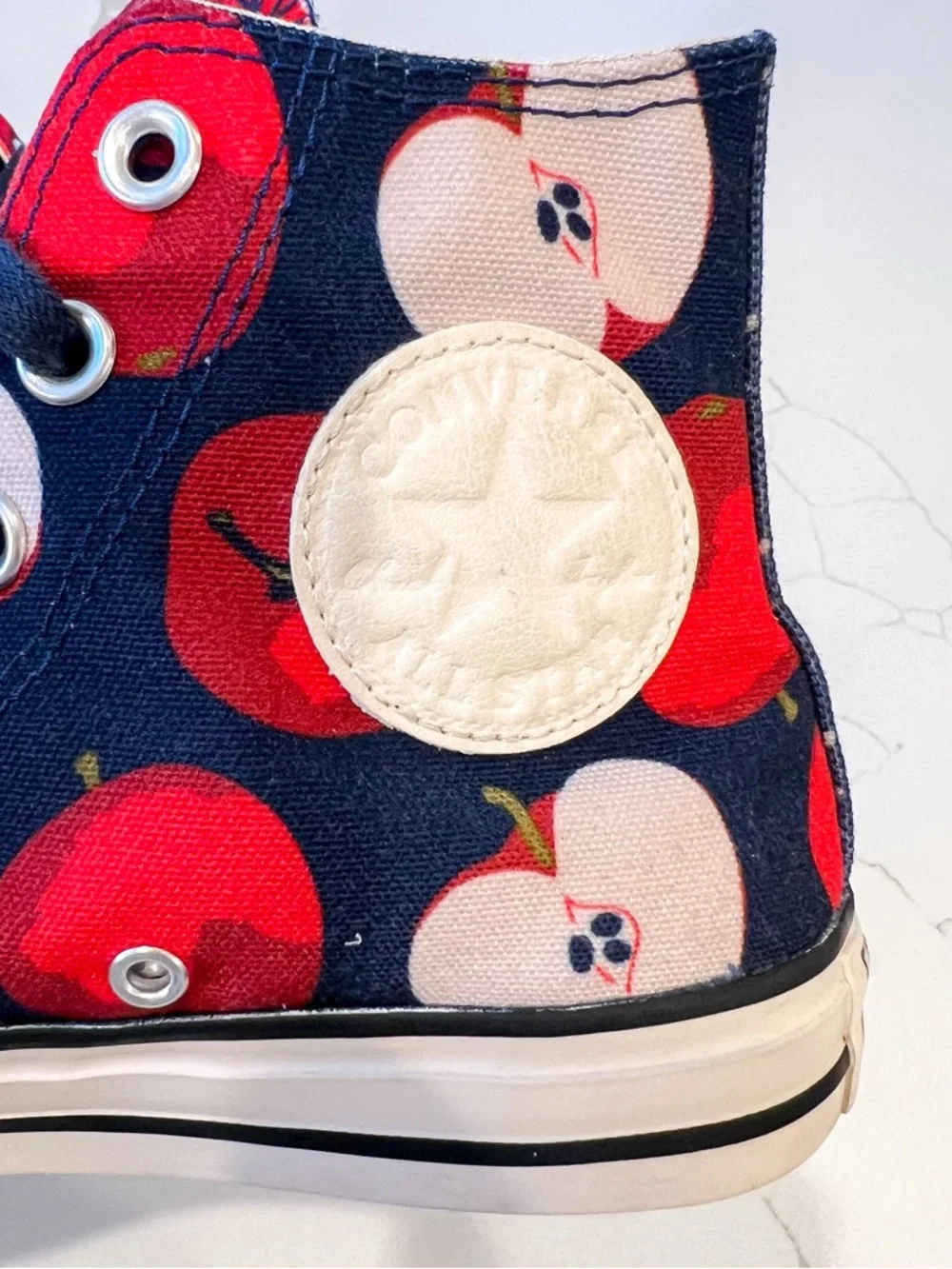 Converse Chuck Taylor All Star Apple Print Red Blue High Top Sneakers Womens 7 - Picture 8 of 14